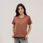 Accessorizing for Impact: Elevating Simple Outfits